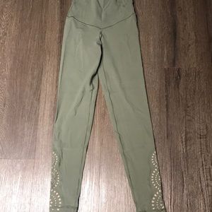 Green aerie leggings